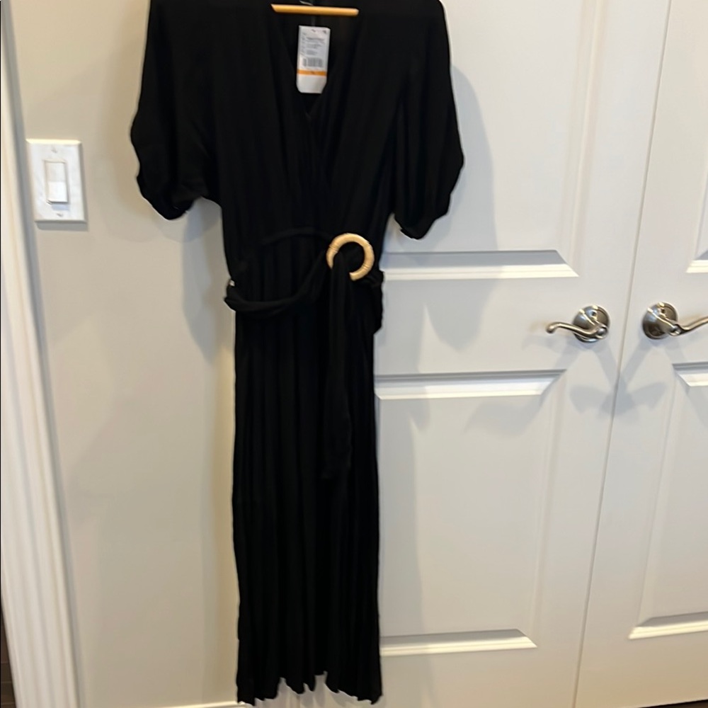 Karen Kane Black Midi  Dress